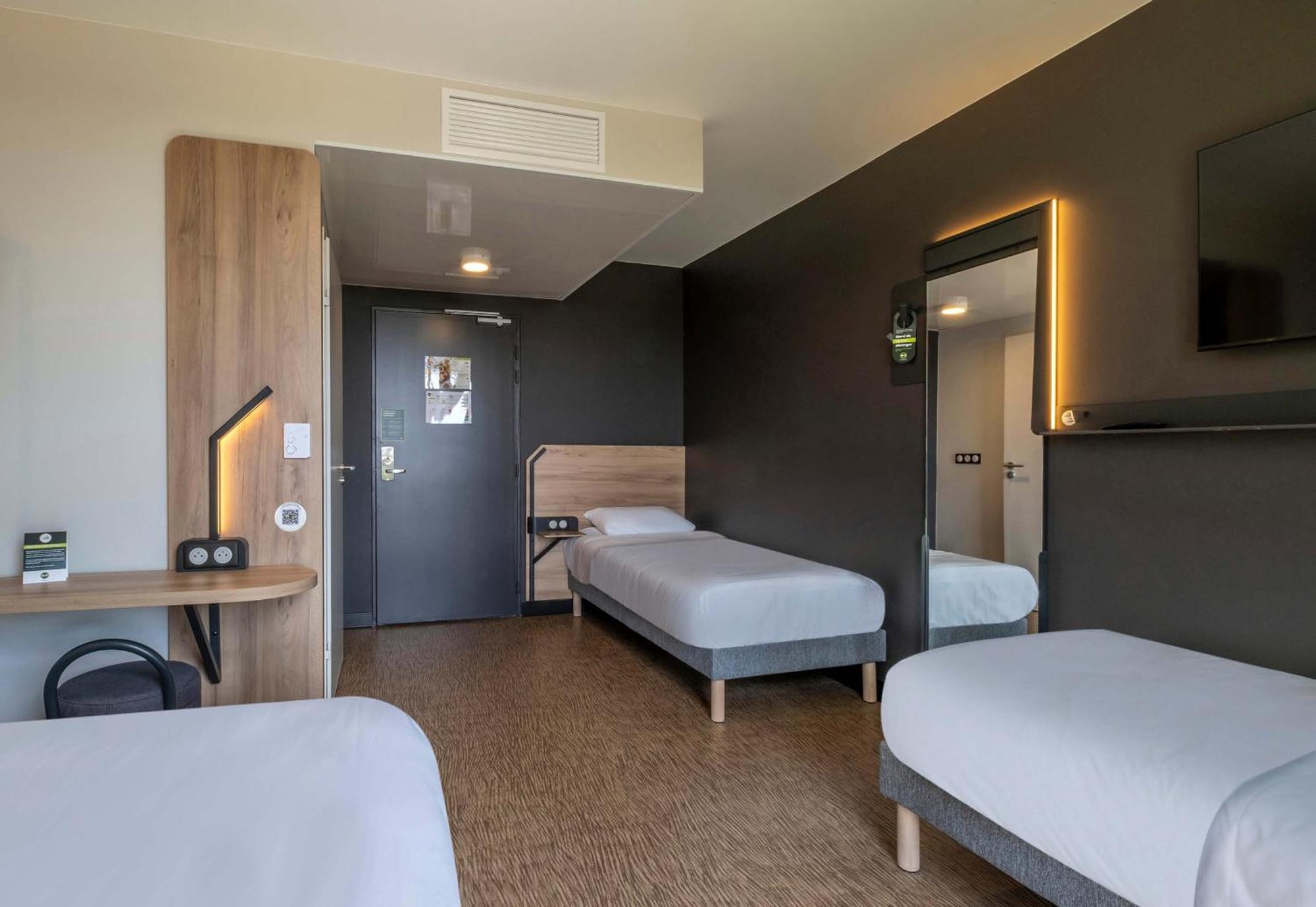 B&B Hotel Saintes Buitenkant foto