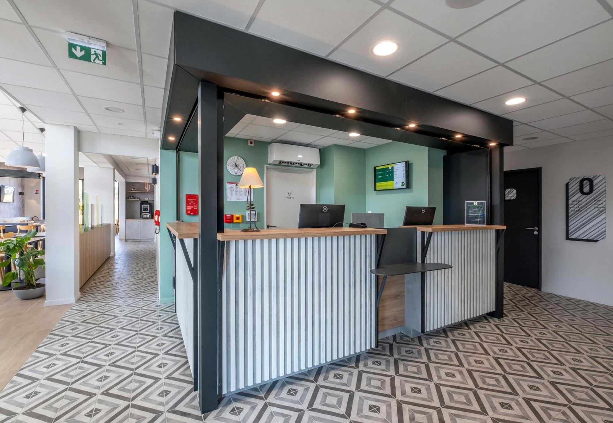 B&B Hotel Saintes Buitenkant foto