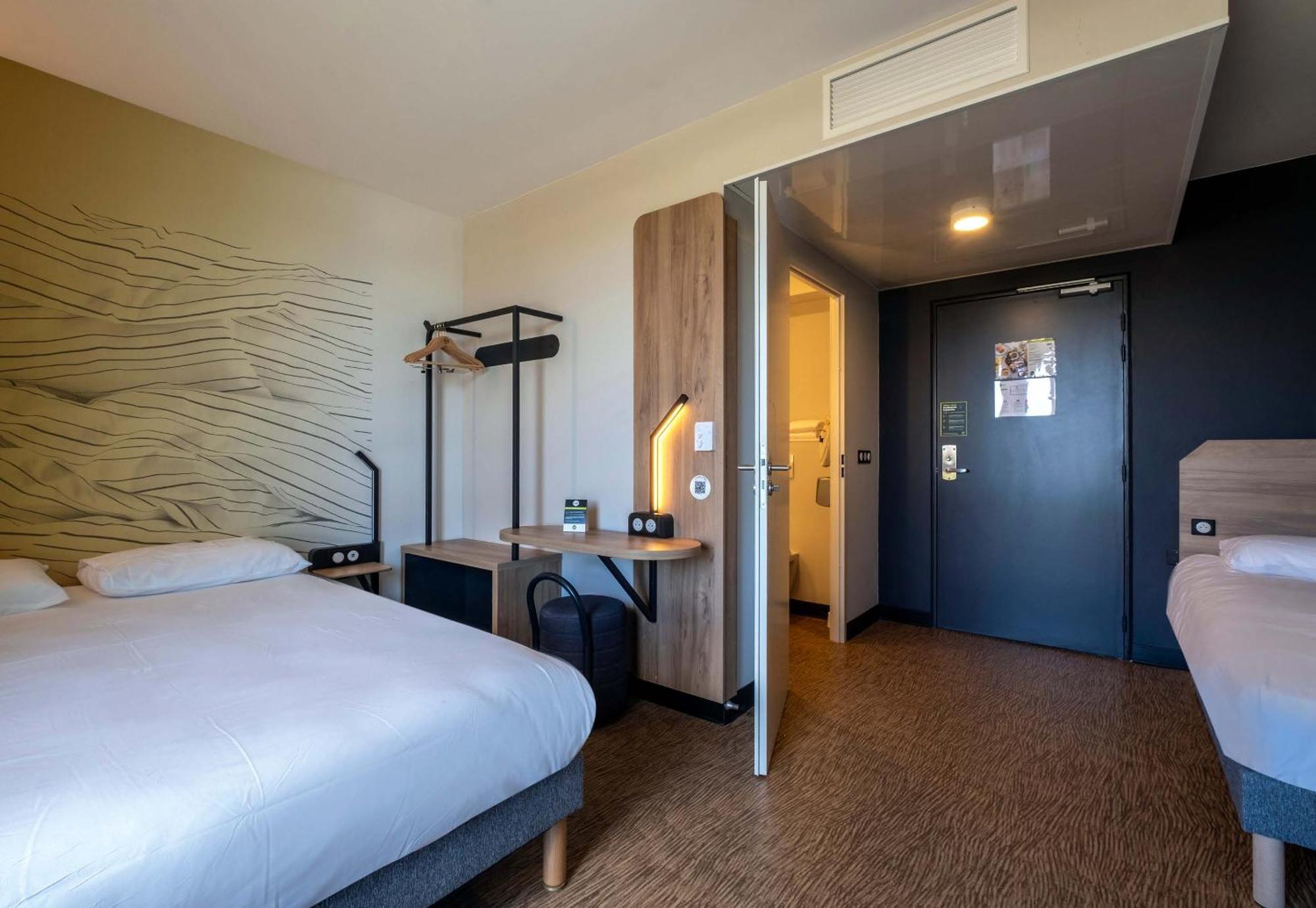 B&B Hotel Saintes Buitenkant foto