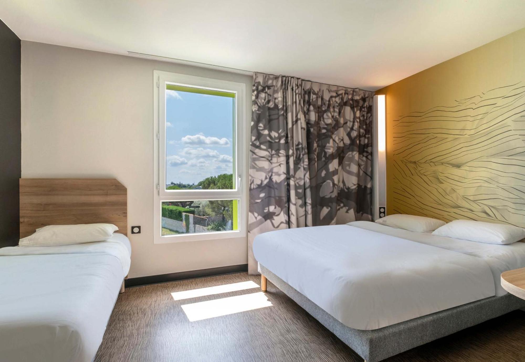B&B Hotel Saintes Buitenkant foto