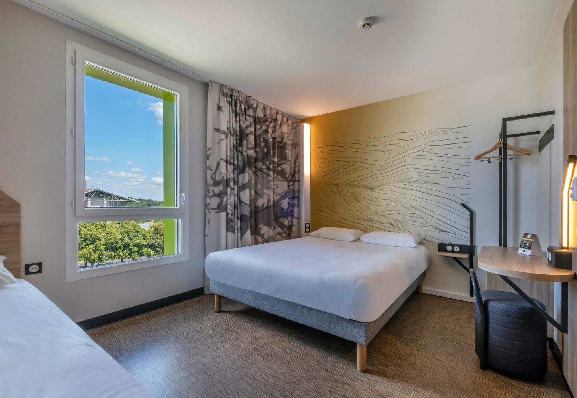 B&B Hotel Saintes Buitenkant foto