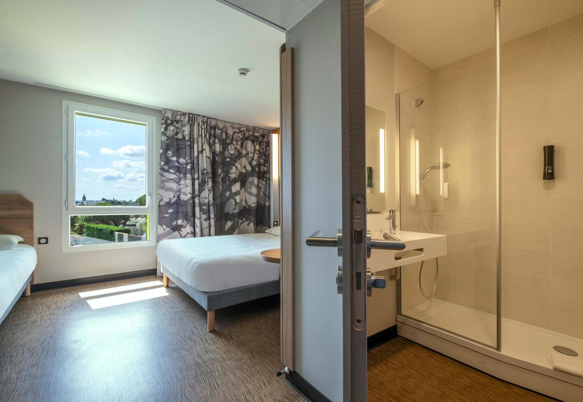 B&B Hotel Saintes Buitenkant foto